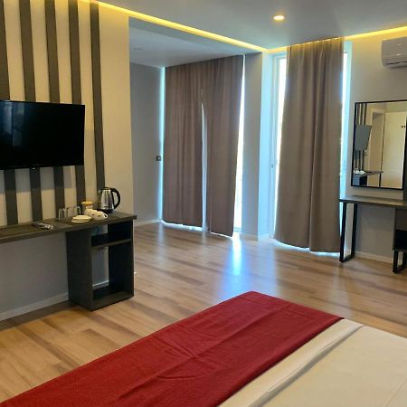 Hotel Bora Bora Velipoja Dış mekan fotoğraf